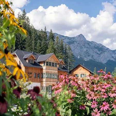 Holiday home Exclusive With Sauna & Mountain Panorama